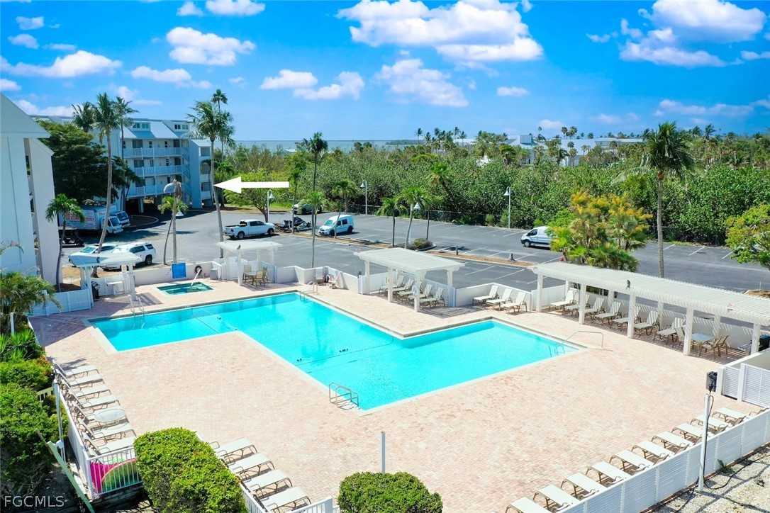 1 Bed Waterfront Home for Sale in Captiva, photo 24