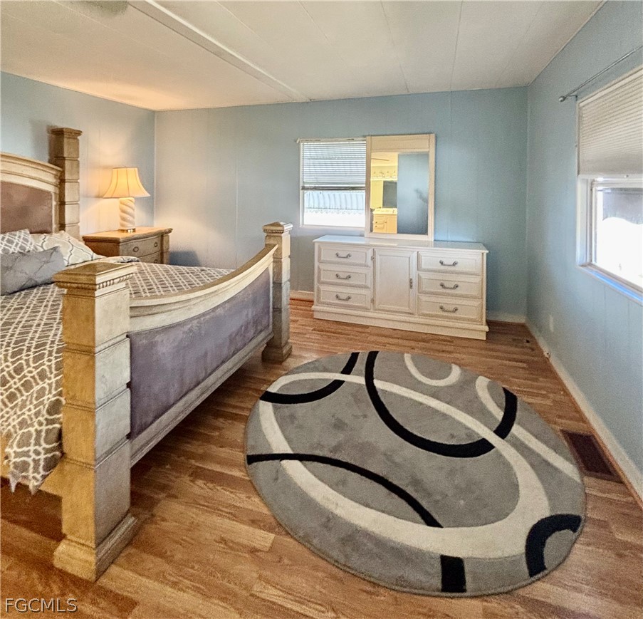 2 Bed ManufacturedHome for Sale in North Fort Myers, photo 24