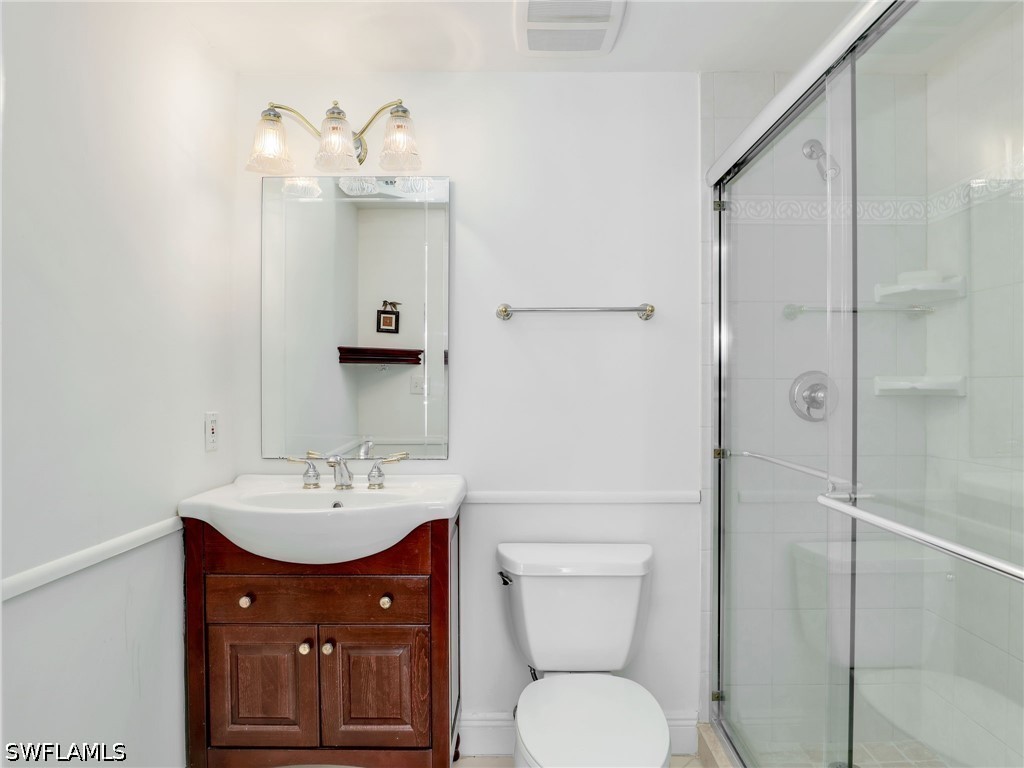4 Bed Waterfront Home for Sale in Mirage, photo 24