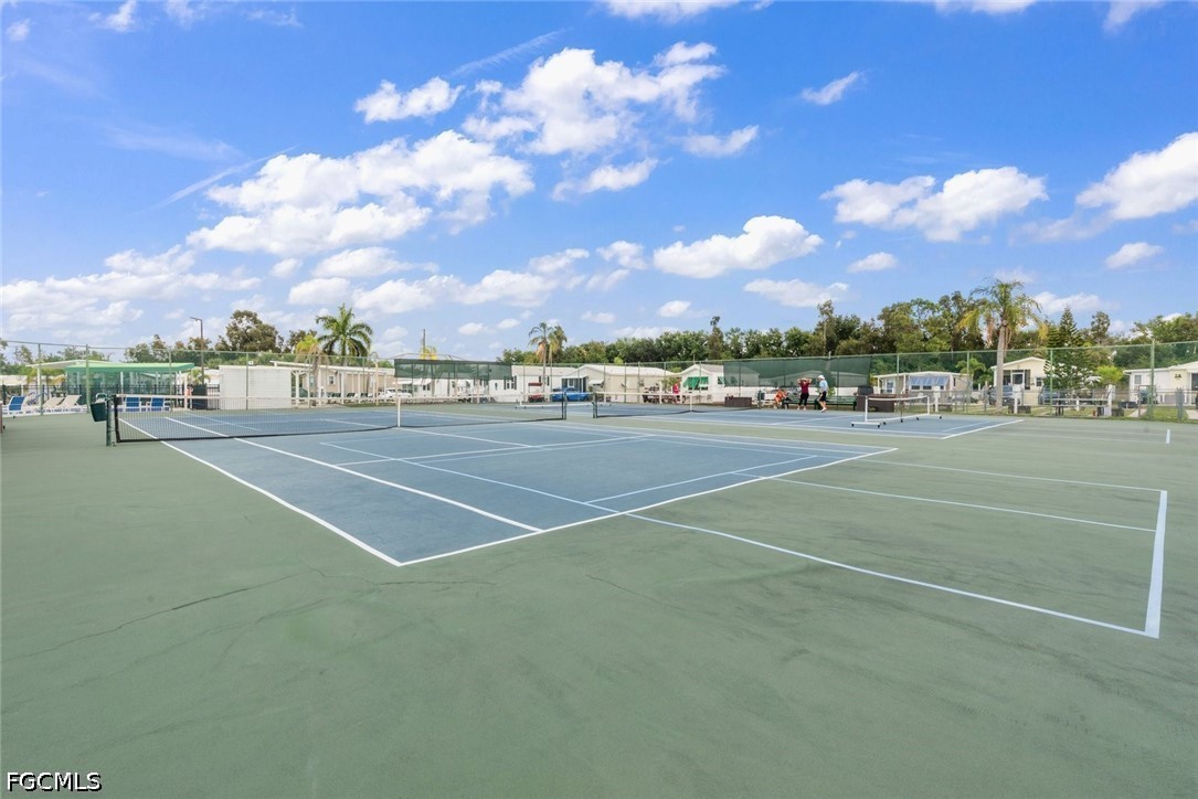 2 Bed ManufacturedHome for Sale in Estero, photo 24