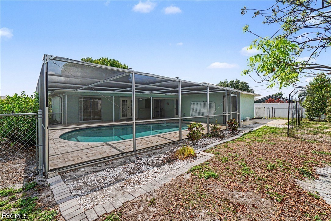 3 Bed Pool Home for Sale in Cape Coral, photo 24