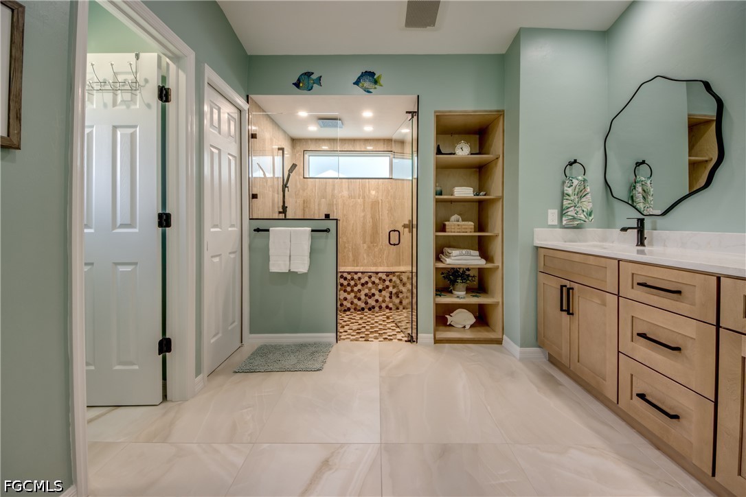 3 Bed Pool Home for Sale in Cape Coral, photo 24