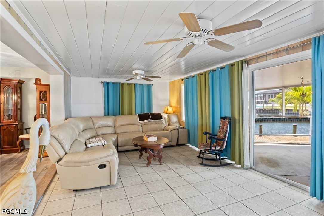 2 Bed Pool Home for Sale in Matlacha Isles, photo 24