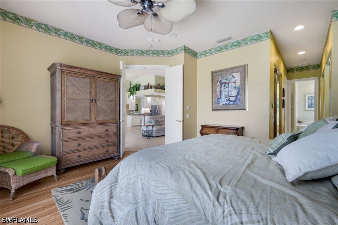 4 Bed Pool Home for Sale in Island Walk, photo 24