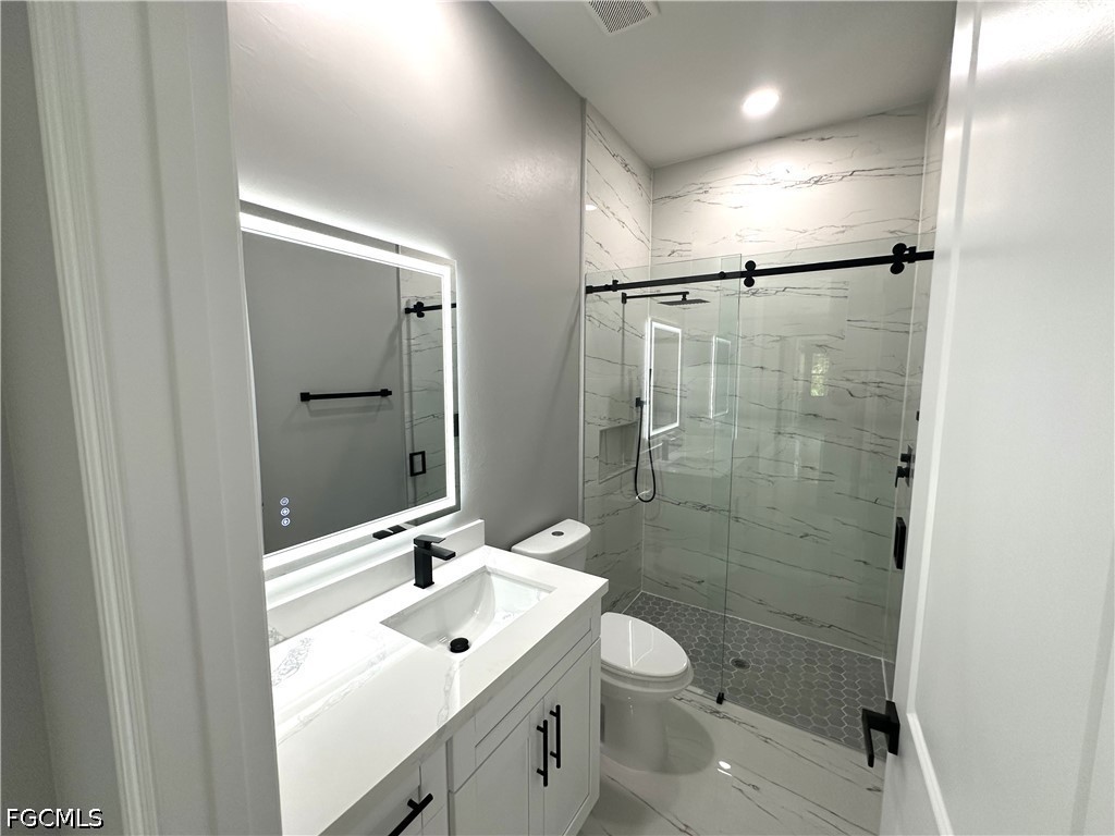 3 Bed SingleFamilyResidence for Sale in Lehigh Acres, photo 24