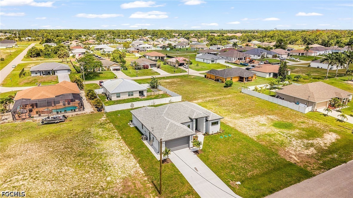 3 Bed SingleFamilyResidence for Sale in Cape Coral, photo 24