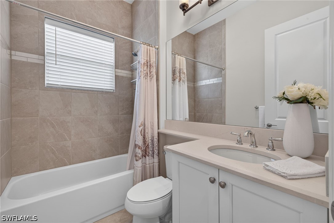 4 Bed Pool Home for Sale in Valencia Bonita, photo 24