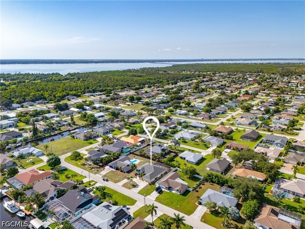 3 Bed Pool Home for Sale in Cape Coral, photo 24