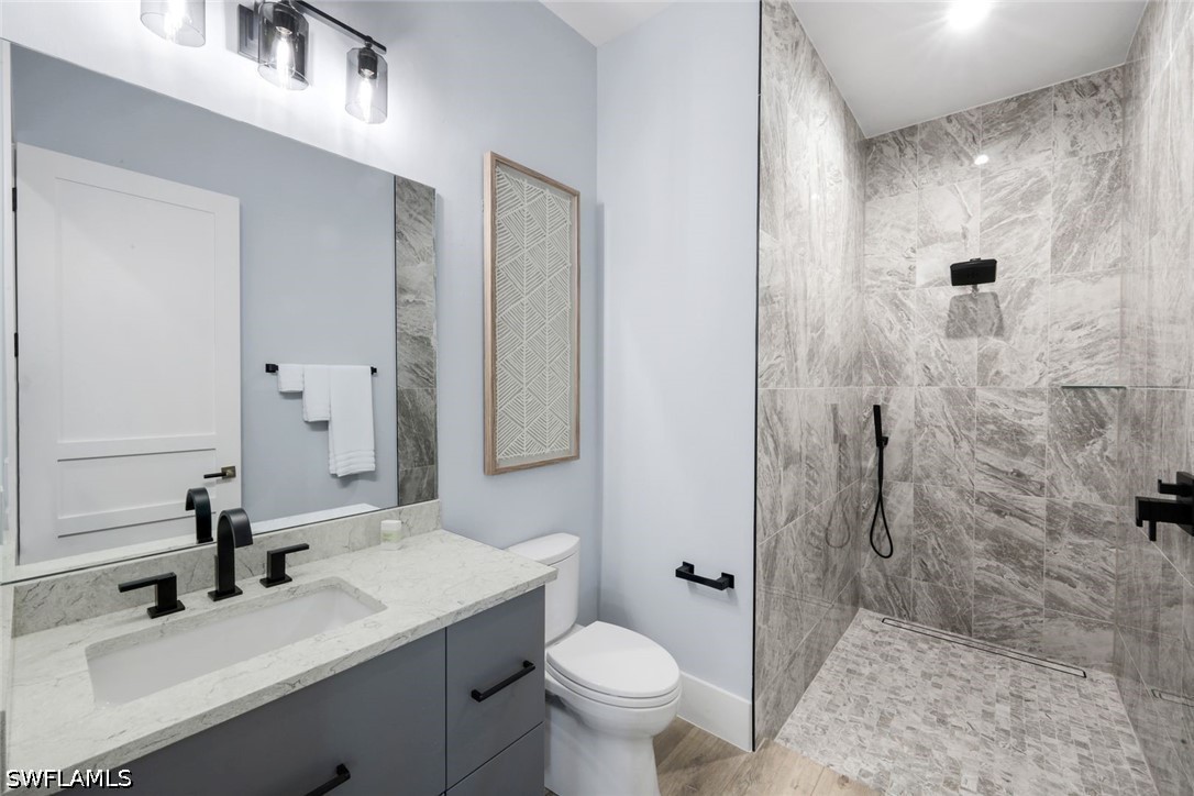 4 Bed SingleFamilyResidence for Sale in Naples, photo 24
