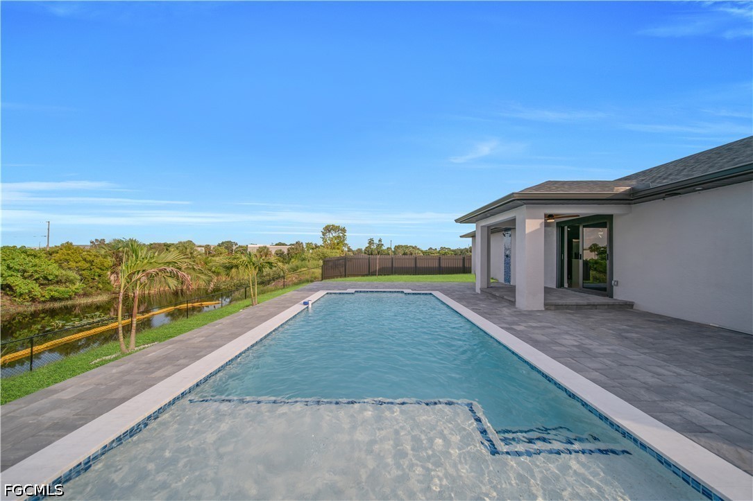 3 Bed Pool Home for Sale in Cape Coral, photo 24