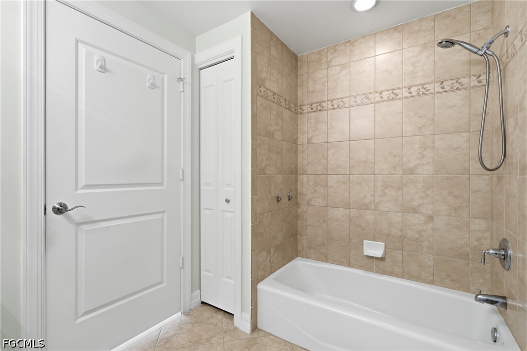 2 Bed Waterfront Home for Sale in North Star Yacht Club, photo 24