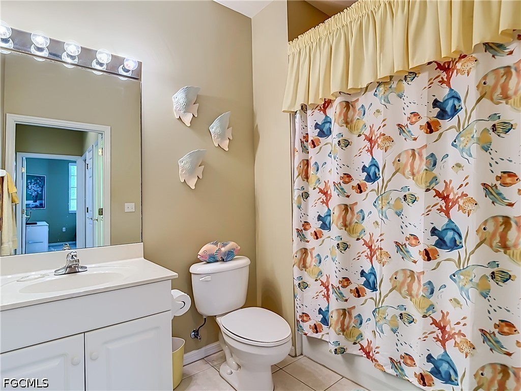 2 Bed Waterfront Home for Sale in Fort Myers, photo 24