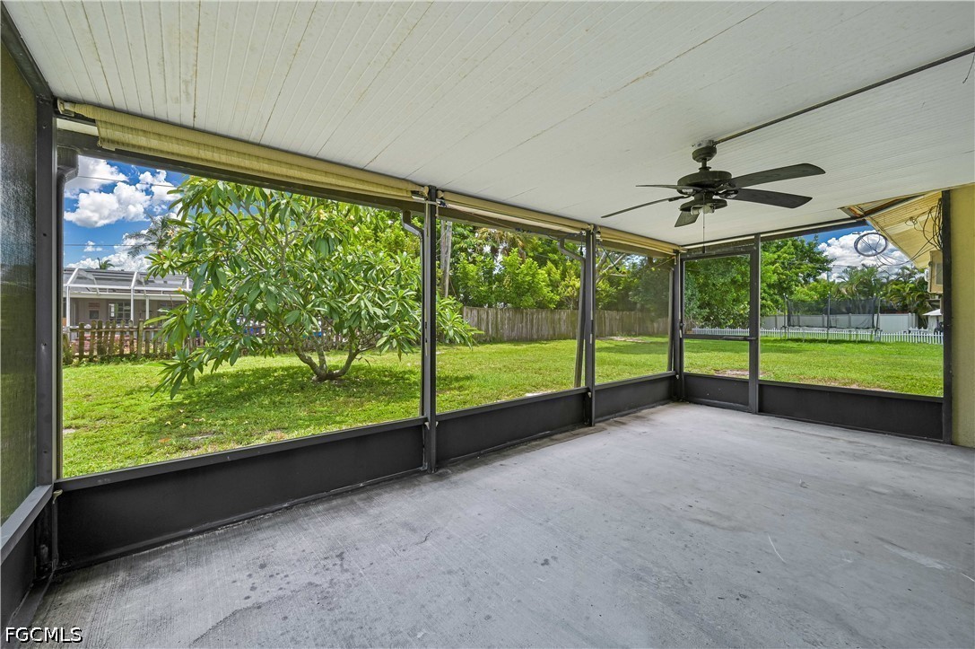 4 Bed SingleFamilyResidence for Sale in Cape Coral, photo 24