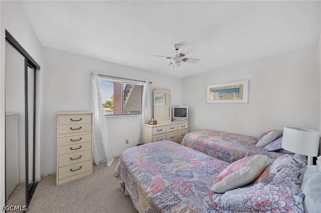 2 Bed Waterfront Home for Sale in North Fort Myers, photo 24