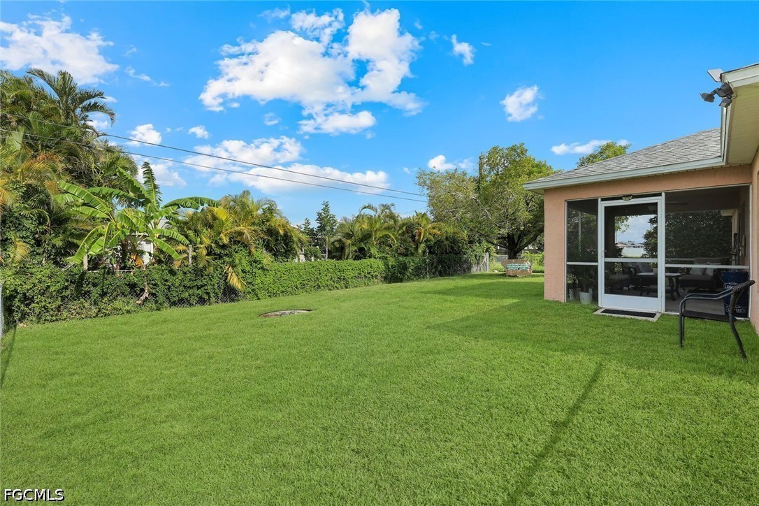 3 Bed SingleFamilyResidence for Sale in Cape Coral, photo 24