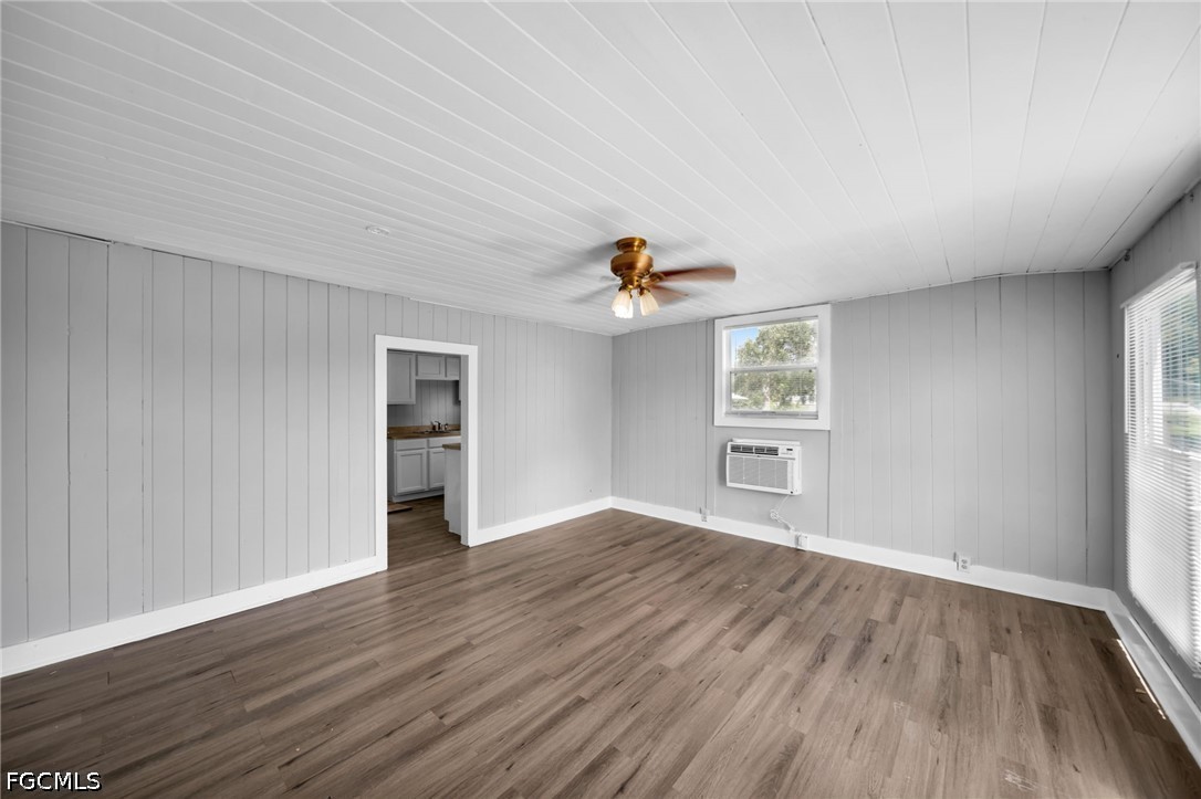 4 Bed SingleFamilyResidence for Sale in Alva, photo 24