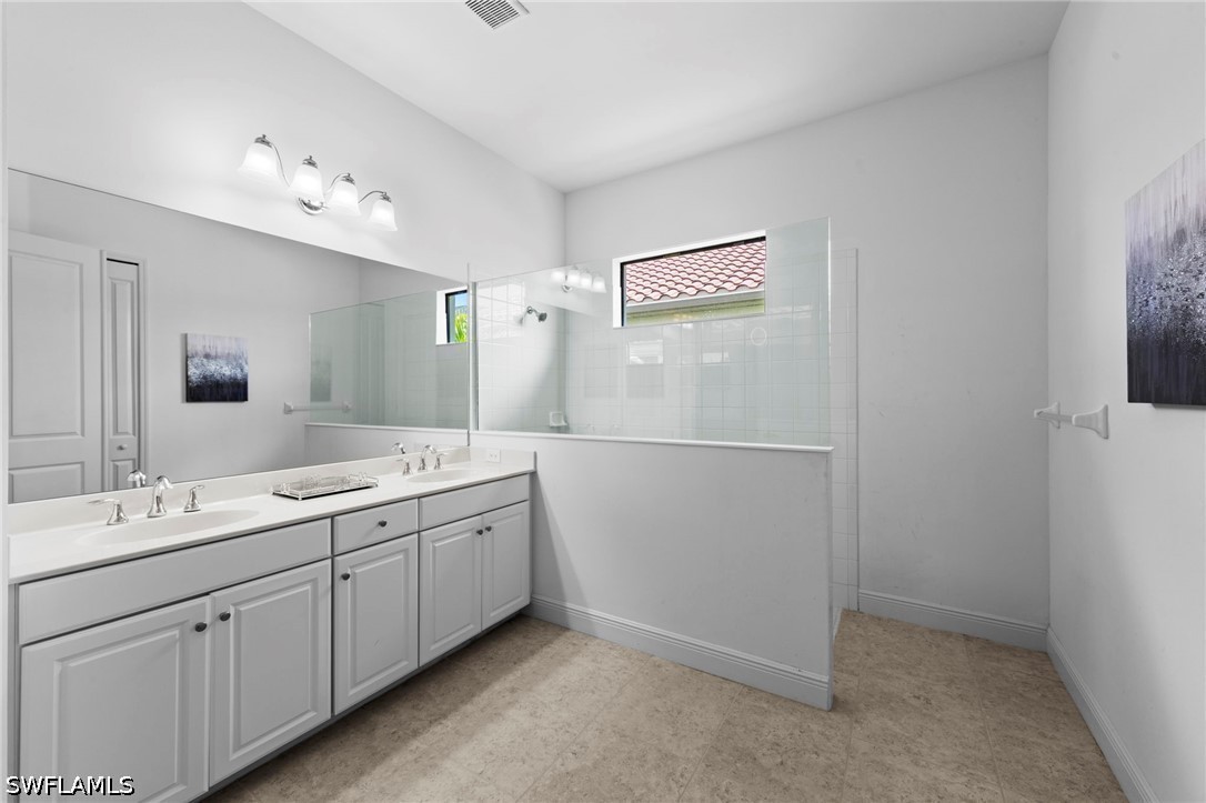 3 Bed SingleFamilyResidence for Sale in Estero, photo 24