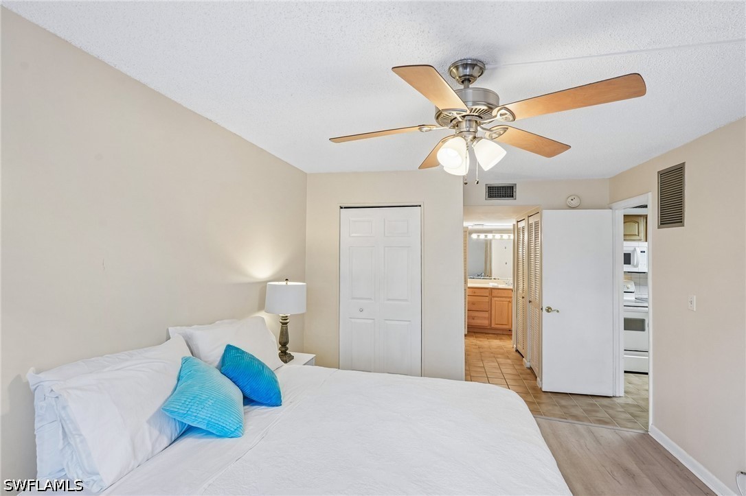 2 Bed Waterfront Home for Sale in Naples, photo 24