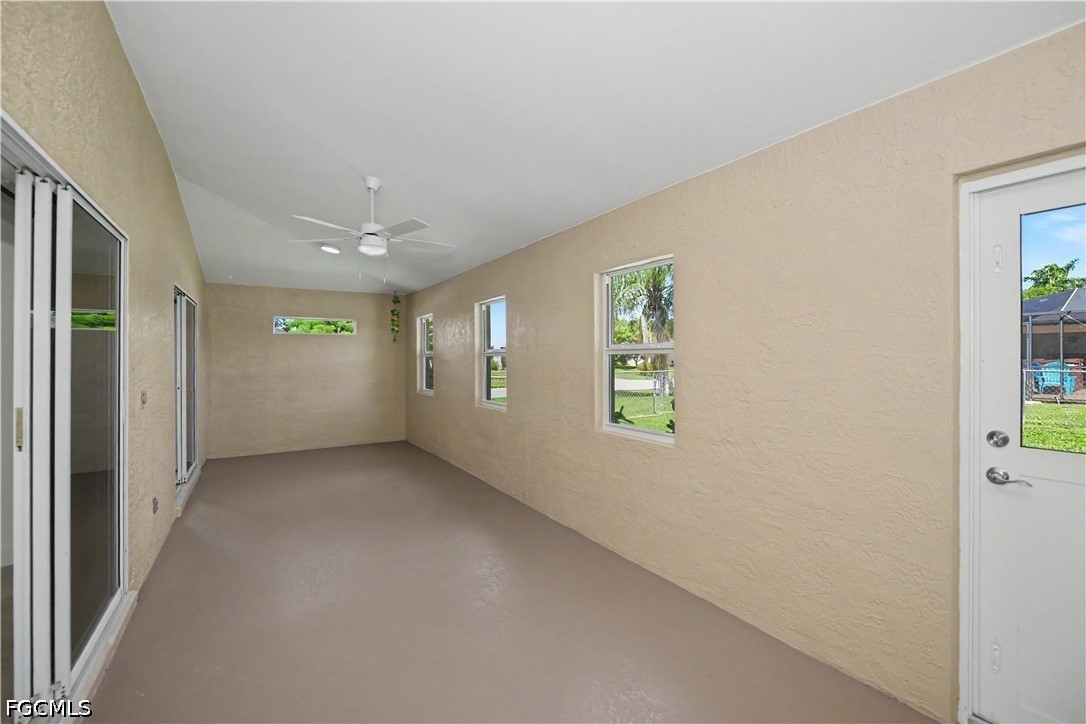 3 Bed SingleFamilyResidence for Sale in Cape Coral, photo 24