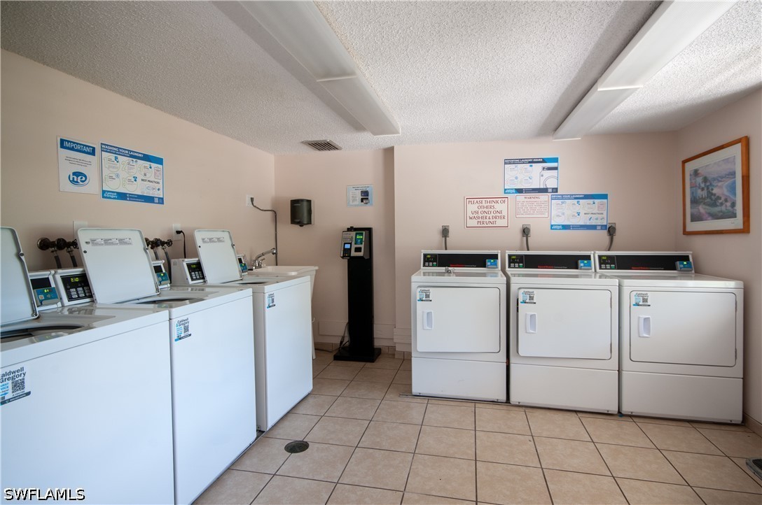 2 Bed Condominium for Sale in Naples, photo 24