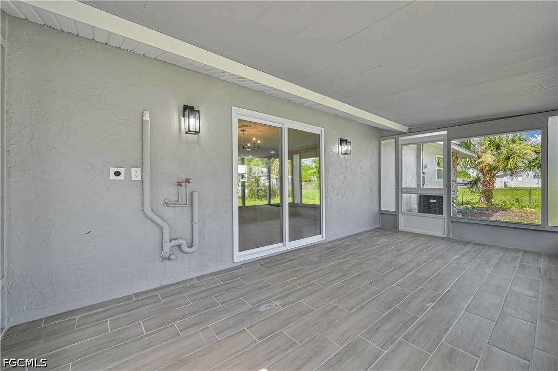 3 Bed SingleFamilyResidence for Sale in Fort Myers, photo 24