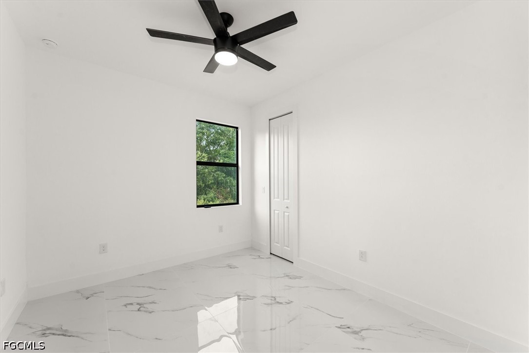 4 Bed SingleFamilyResidence for Sale in Buckingham Park, photo 24