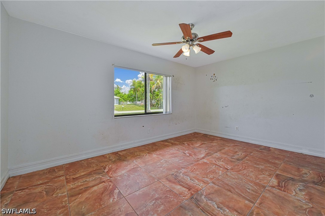 3 Bed SingleFamilyResidence for Sale in Cape Coral, photo 24