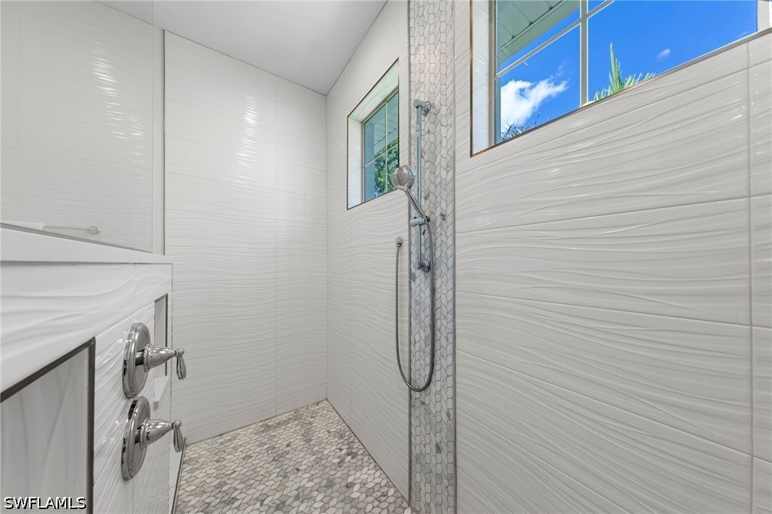 3 Bed Pool Home for Sale in Parkridge, photo 24