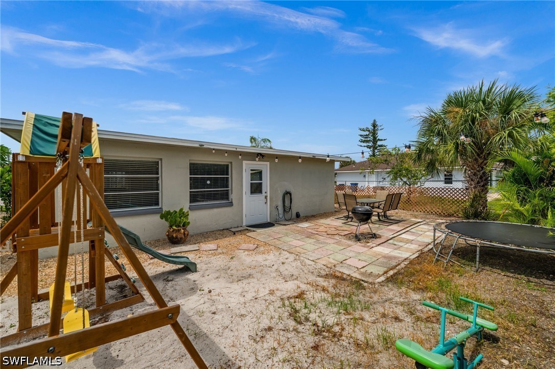 2 Bed SingleFamilyResidence for Sale in San Carlos Park, photo 24