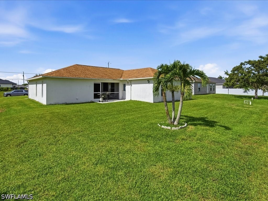 3 Bed SingleFamilyResidence for Sale in Cape Coral, photo 24