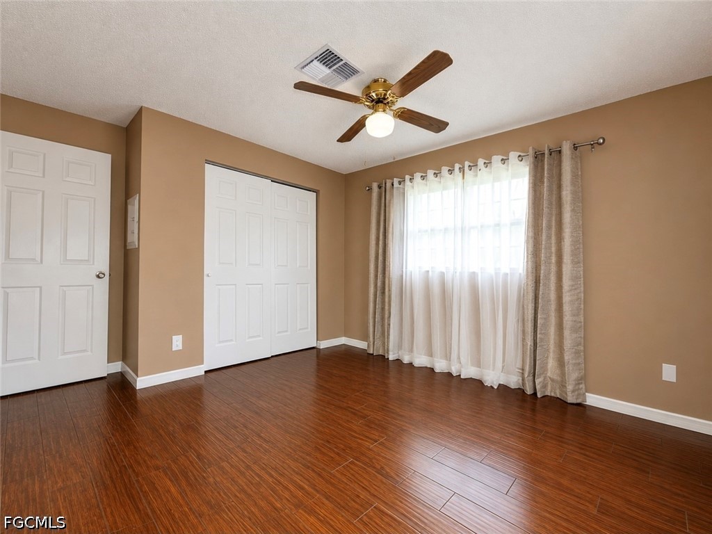 3 Bed SingleFamilyResidence for Sale in North Fort Myers, photo 24