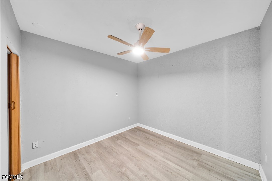 3 Bed SingleFamilyResidence for Sale in Lehigh Acres, photo 24