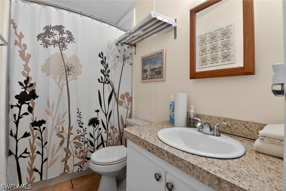2 Bed ManufacturedHome for Sale in Naples, photo 24
