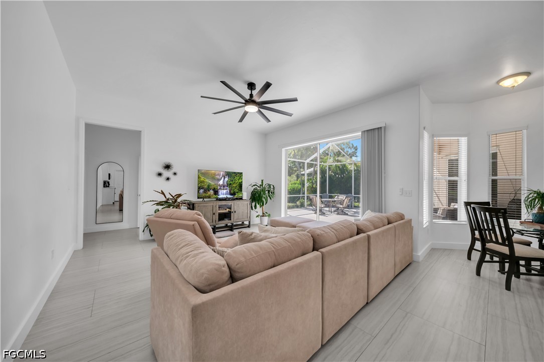 4 Bed SingleFamilyResidence for Sale in Gateway, photo 24