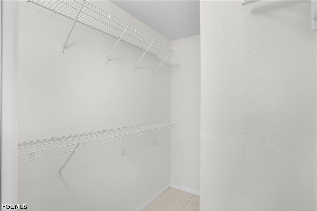 3 Bed SingleFamilyResidence for Sale in Cape Coral, photo 24