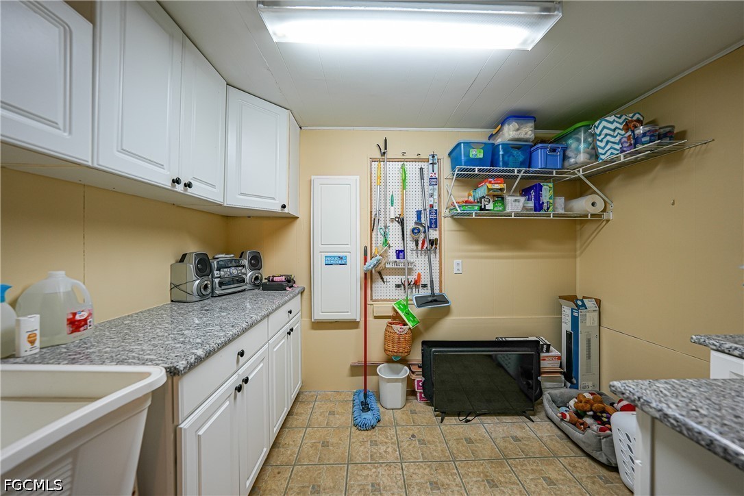 2 Bed Waterfront Home for Sale in Port Charlotte, photo 24