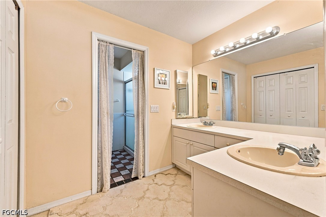 4 Bed Pool Home for Sale in Cape Coral, photo 24