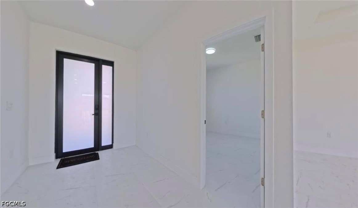3 Bed SingleFamilyResidence for Sale in Lehigh Acres, photo 24