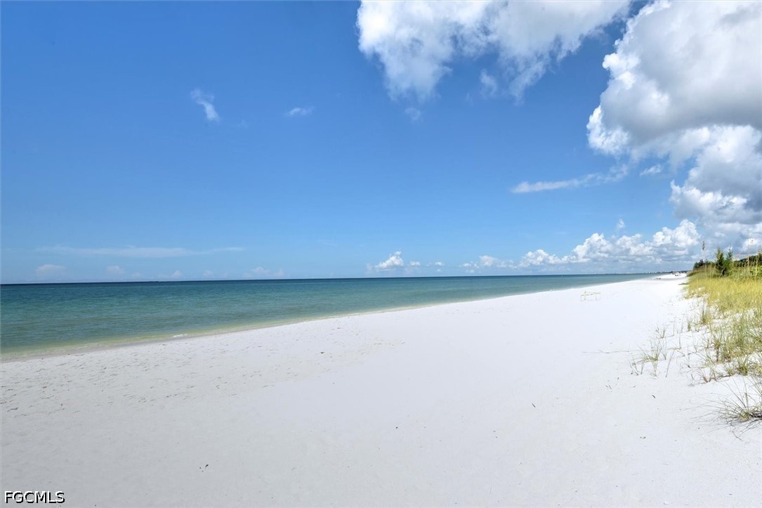 4 Bed Pool Home for Sale in Sanibel, photo 24