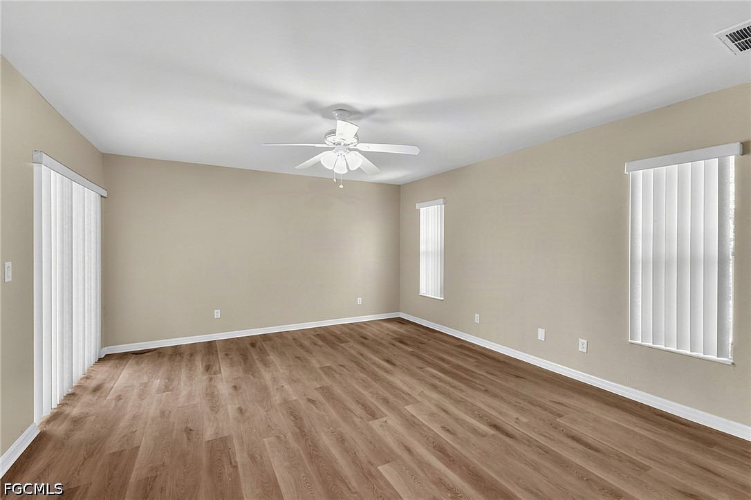 3 Bed SingleFamilyResidence for Sale in Cape Coral, photo 24
