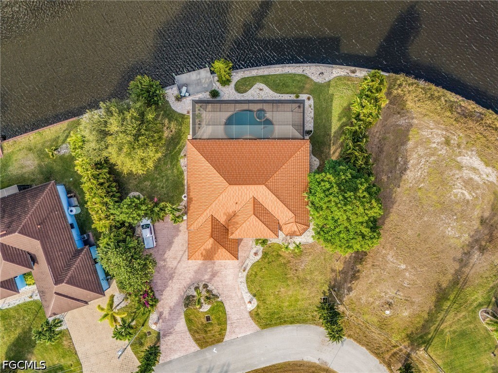 3 Bed Pool Home for Sale in Cape Coral, photo 24