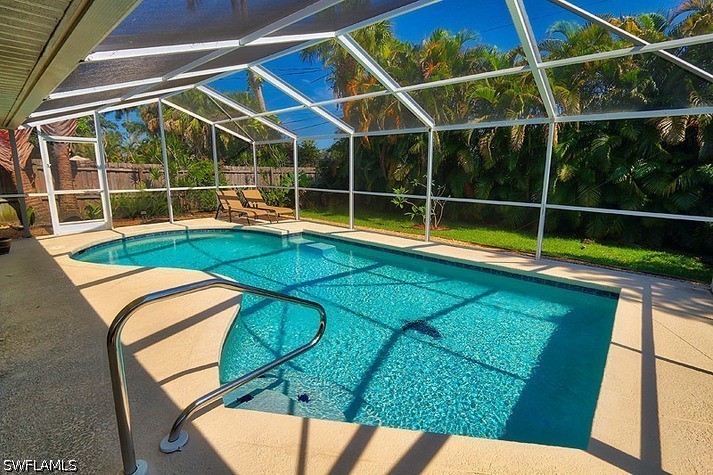 3 Bed Pool Home for Sale in Naples Park, photo 24