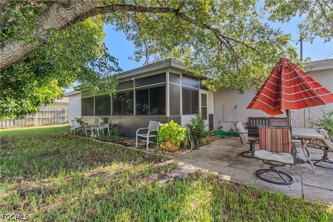 2 Bed SingleFamilyResidence for Sale in Cape Coral, photo 24