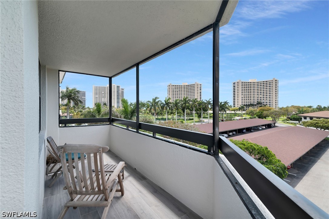 2 Bed Waterfront Home for Sale in Marco Island, photo 24