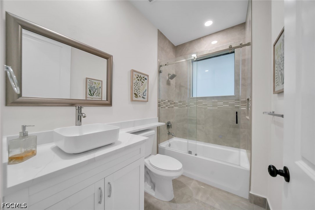 3 Bed SingleFamilyResidence for Sale in Lehigh Acres, photo 24
