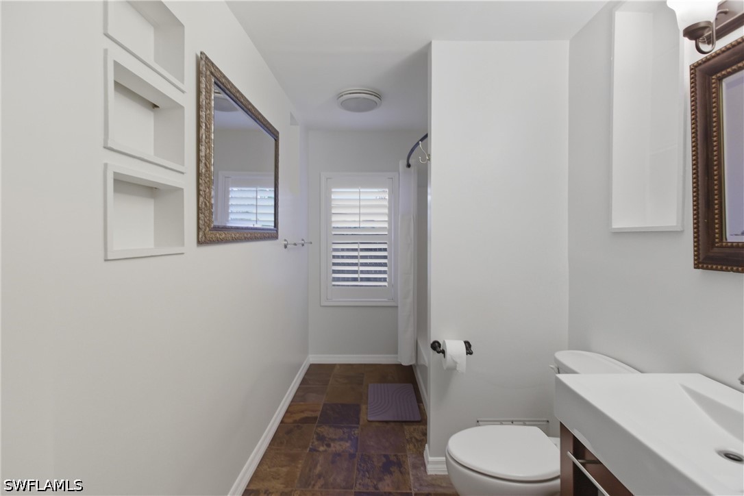 3 Bed SingleFamilyResidence for Sale in Seminole Estates, photo 24