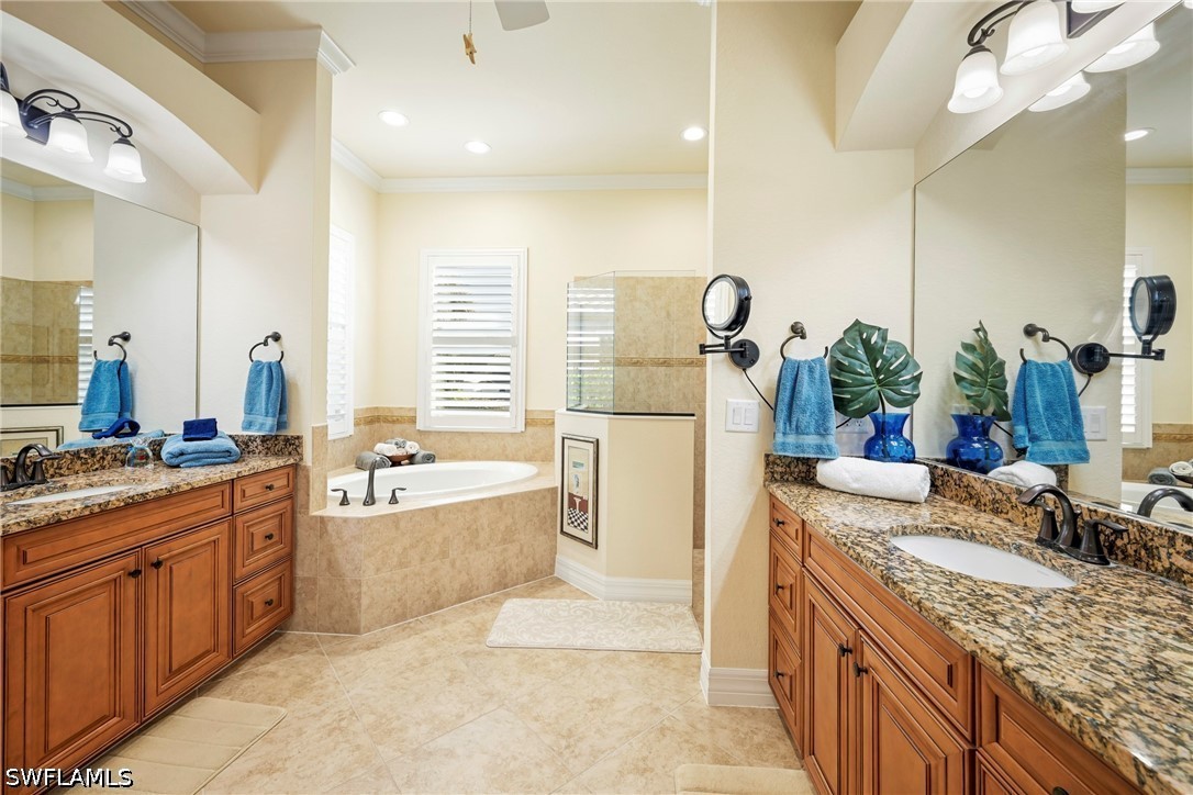 4 Bed SingleFamilyResidence for Sale in Estero, photo 24