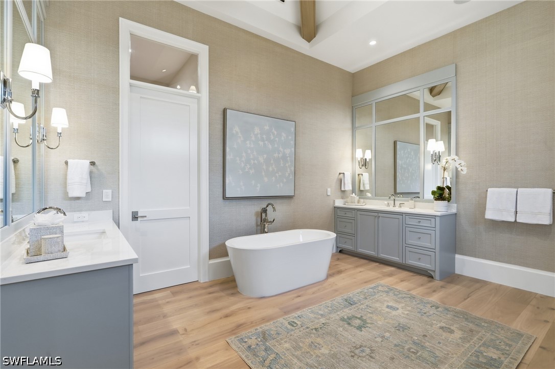 4 Bed Pool Home for Sale in Park Shore, photo 24