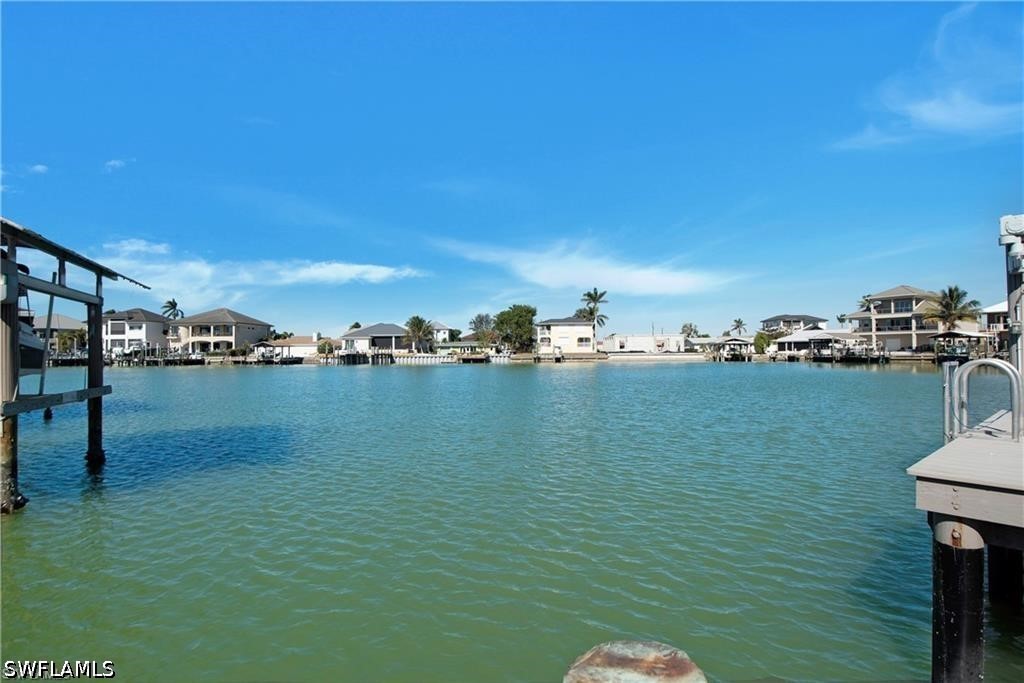 2 Bed Waterfront Home for Sale in Naples, photo 24