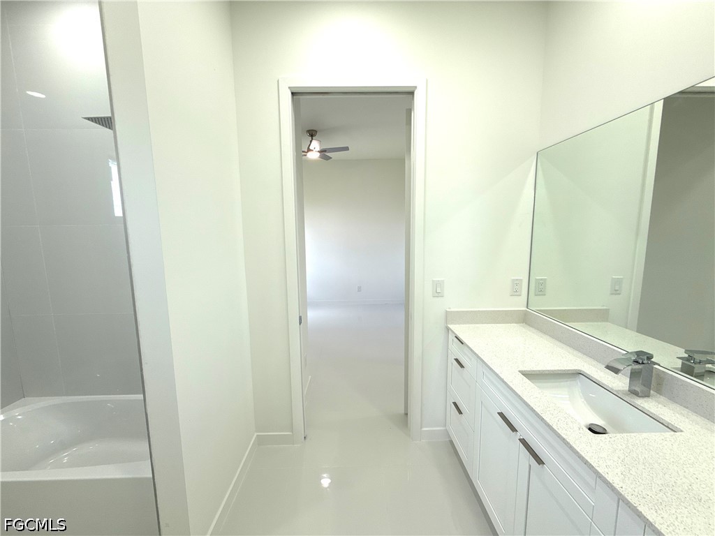 4 Bed SingleFamilyResidence for Sale in Cape Coral, photo 24